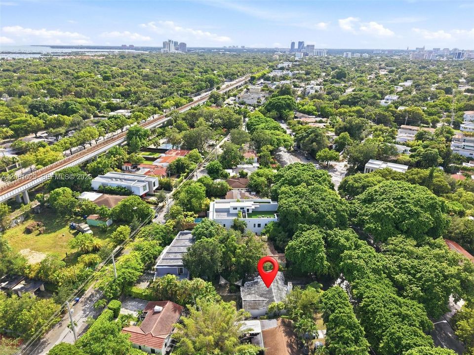 En Venta: $1,150,000 (2 camas, 2 baños, 1475 Pies cuadrados)