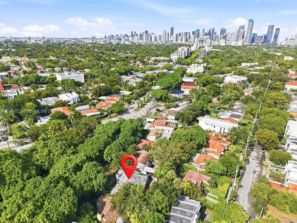 En Venta: $1,150,000 (2 camas, 2 baños, 1475 Pies cuadrados)