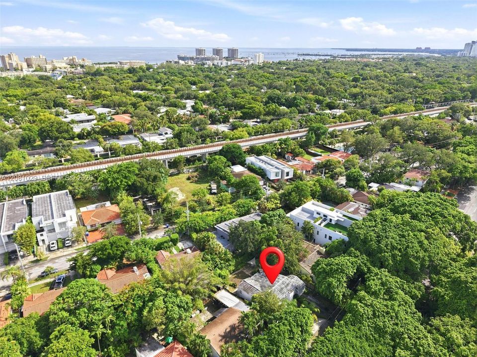 En Venta: $1,150,000 (2 camas, 2 baños, 1475 Pies cuadrados)