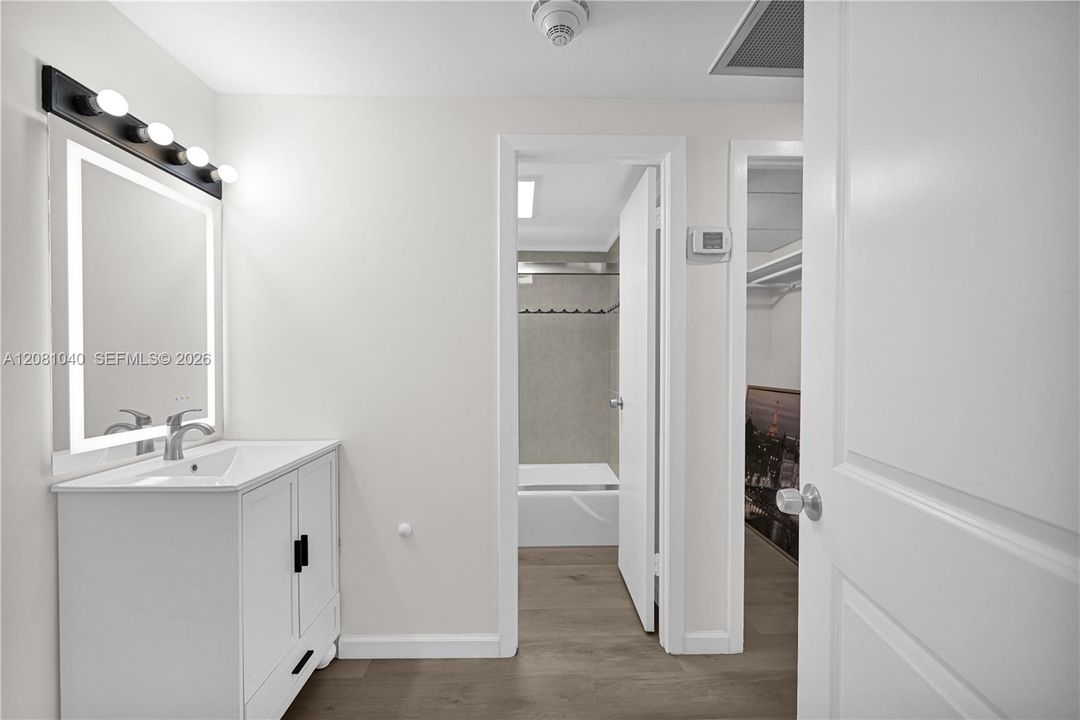 En Venta: $270,000 (1 camas, 1 baños, 762 Pies cuadrados)
