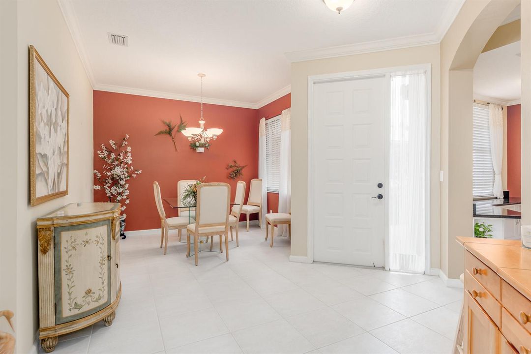 1540 SE Prestwick Ln, Port St Lucie, FL