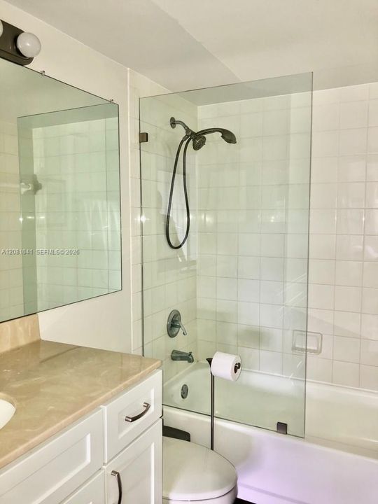 For Rent: $3,500 (2 beds, 2 baths, 1180 Square Feet)