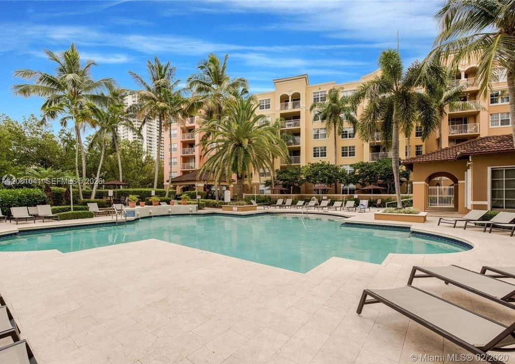 For Rent: $3,500 (2 beds, 2 baths, 1180 Square Feet)