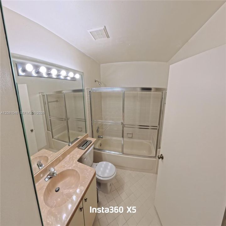 На продажу: $187,000 (3 спален, 2 ванн, 1134 Квадратных фут)