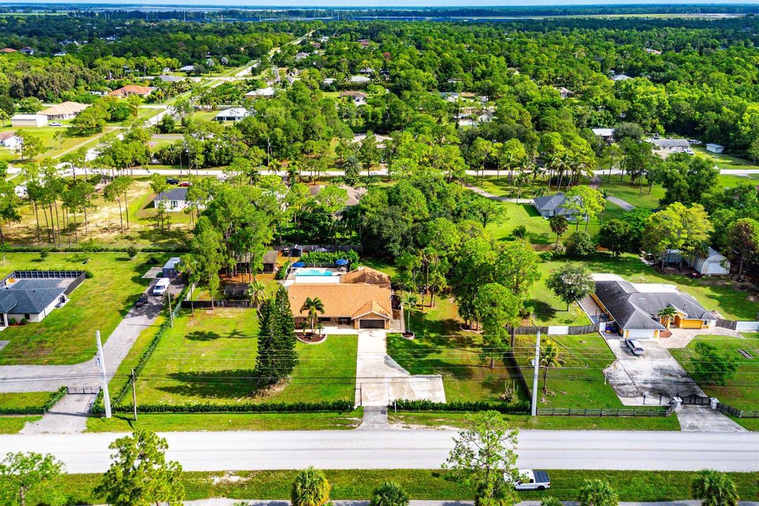 047-18429SycamoreDriveWest-TheAcreage-FL