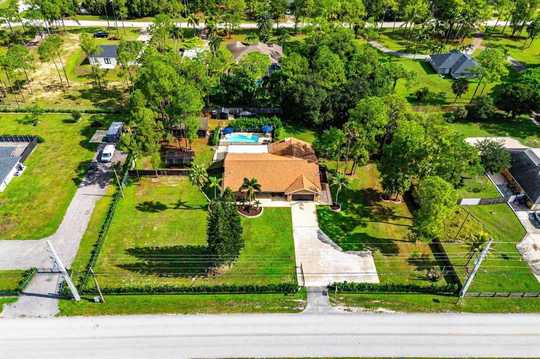 043-18429SycamoreDriveWest-TheAcreage-FL