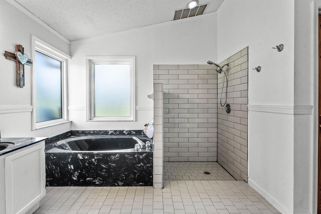 029-18429SycamoreDriveWest-TheAcreage-FL