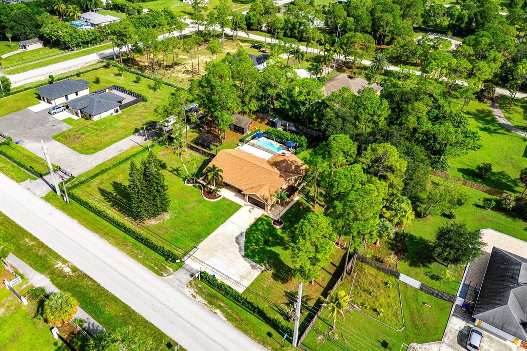044-18429SycamoreDriveWest-TheAcreage-FL