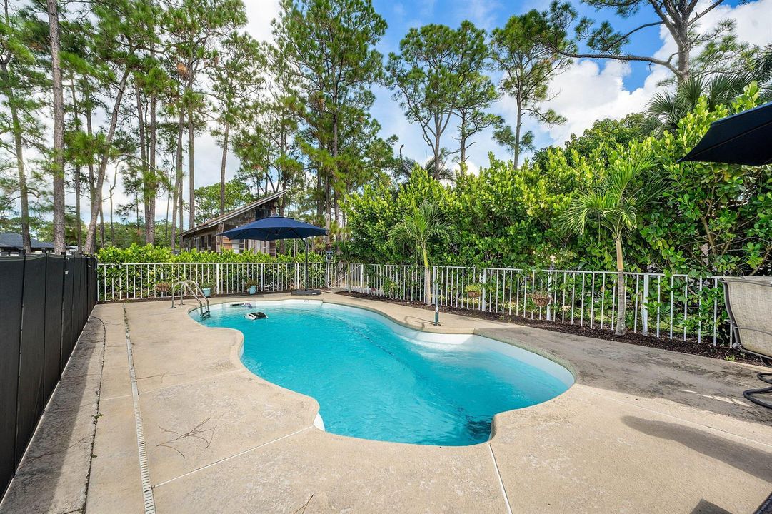 035-18429SycamoreDriveWest-TheAcreage-FL