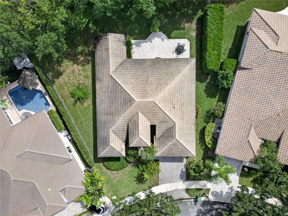 На продажу: $950,000 (4 спален, 2 ванн, 2279 Квадратных фут)