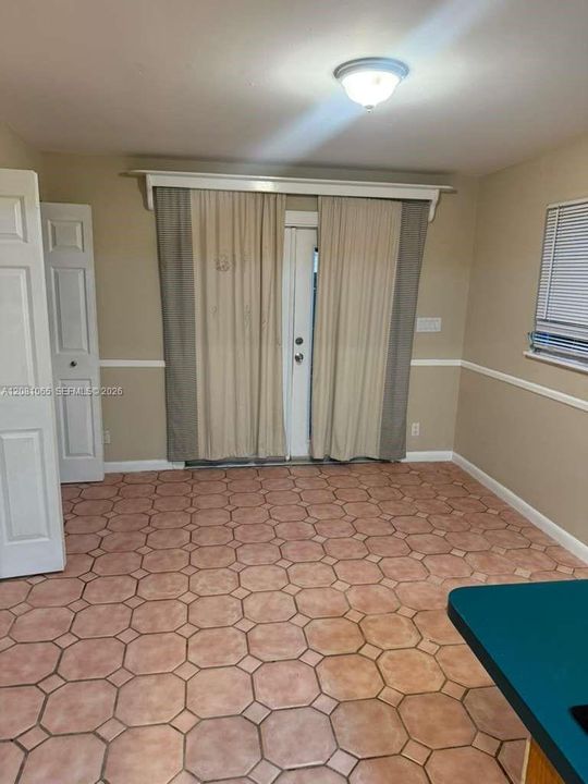 En Renta: $2,595 (2 camas, 1 baños, 937 Pies cuadrados)