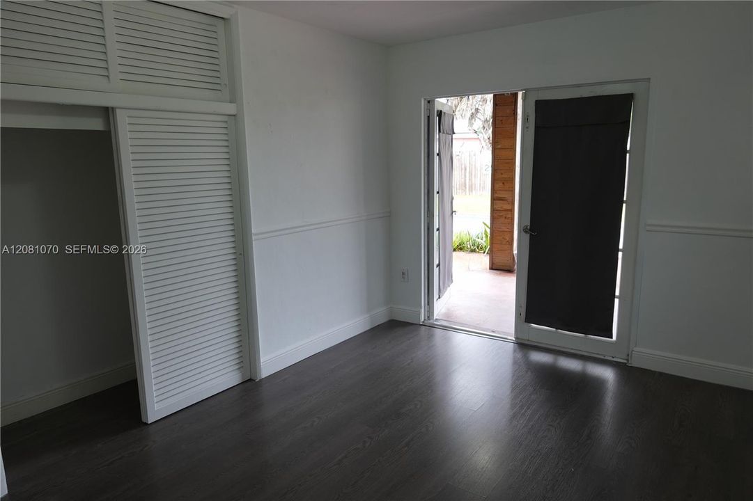 На продажу: $549,000 (3 спален, 2 ванн, 1395 Квадратных фут)
