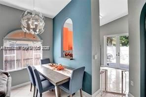 En Venta: $450,000 (3 camas, 2 baños, 1250 Pies cuadrados)