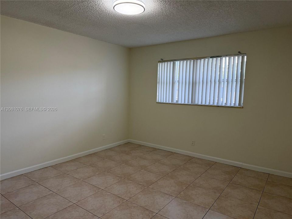 В аренду: $1,995 (2 спален, 2 ванн, 949 Квадратных фут)