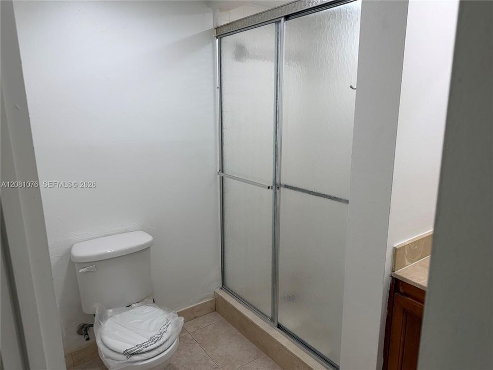 В аренду: $1,995 (2 спален, 2 ванн, 949 Квадратных фут)