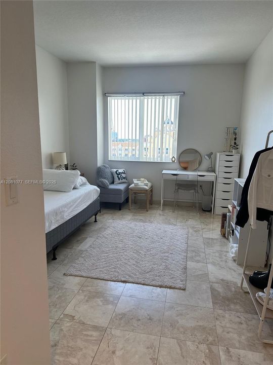 В аренду: $4,200 (2 спален, 2 ванн, 1114 Квадратных фут)