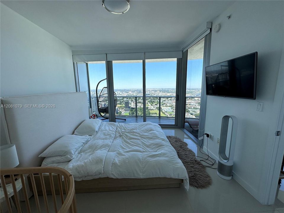 В аренду: $5,500 (2 спален, 2 ванн, 1178 Квадратных фут)