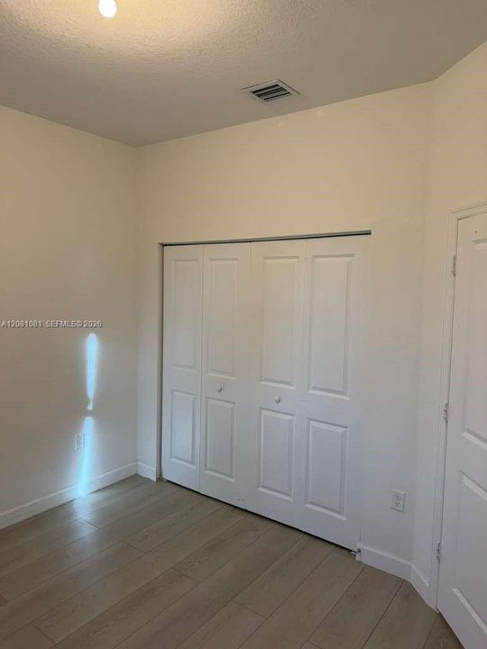 En Venta: $520,000 (3 camas, 2 baños, 1331 Pies cuadrados)