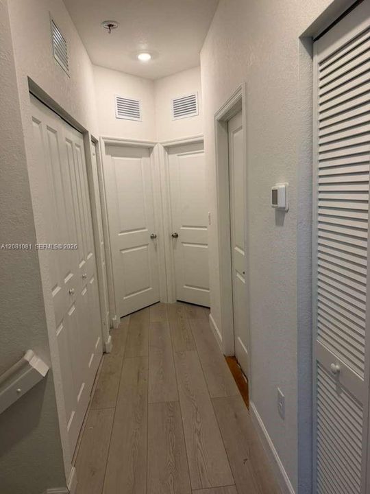 En Venta: $520,000 (3 camas, 2 baños, 1331 Pies cuadrados)
