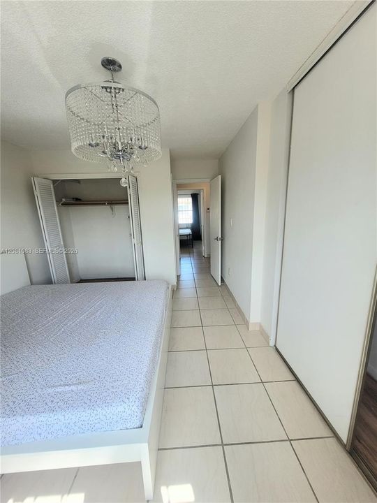 For Rent: $2,250 (2 beds, 2 baths, 871 Square Feet)