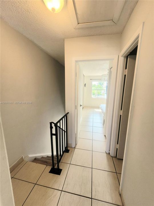 For Rent: $2,250 (2 beds, 2 baths, 871 Square Feet)