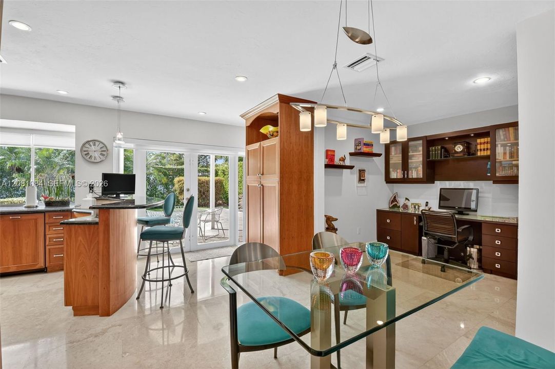 For Rent: $7,000 (3 beds, 3 baths, 2256 Square Feet)