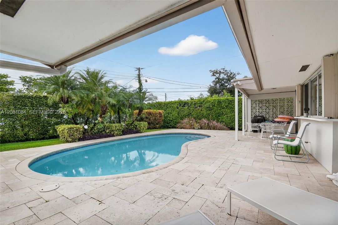 For Rent: $7,000 (3 beds, 3 baths, 2256 Square Feet)