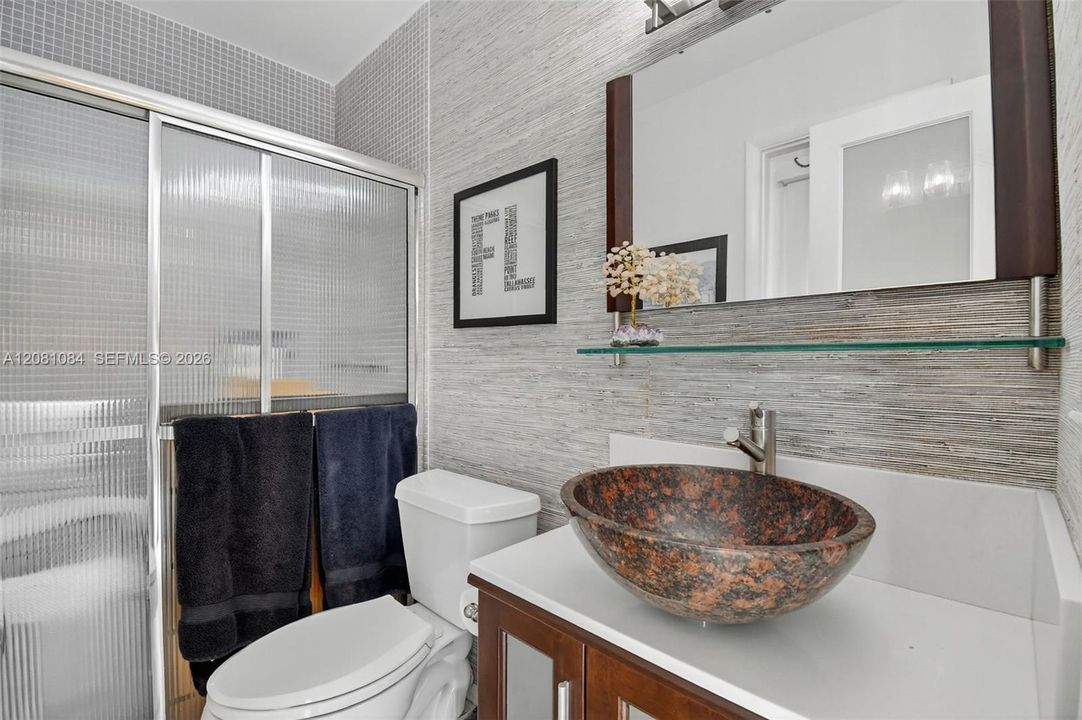 For Rent: $7,000 (3 beds, 3 baths, 2256 Square Feet)