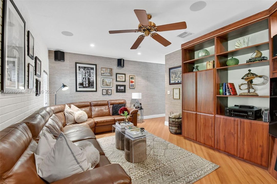 For Rent: $7,000 (3 beds, 3 baths, 2256 Square Feet)