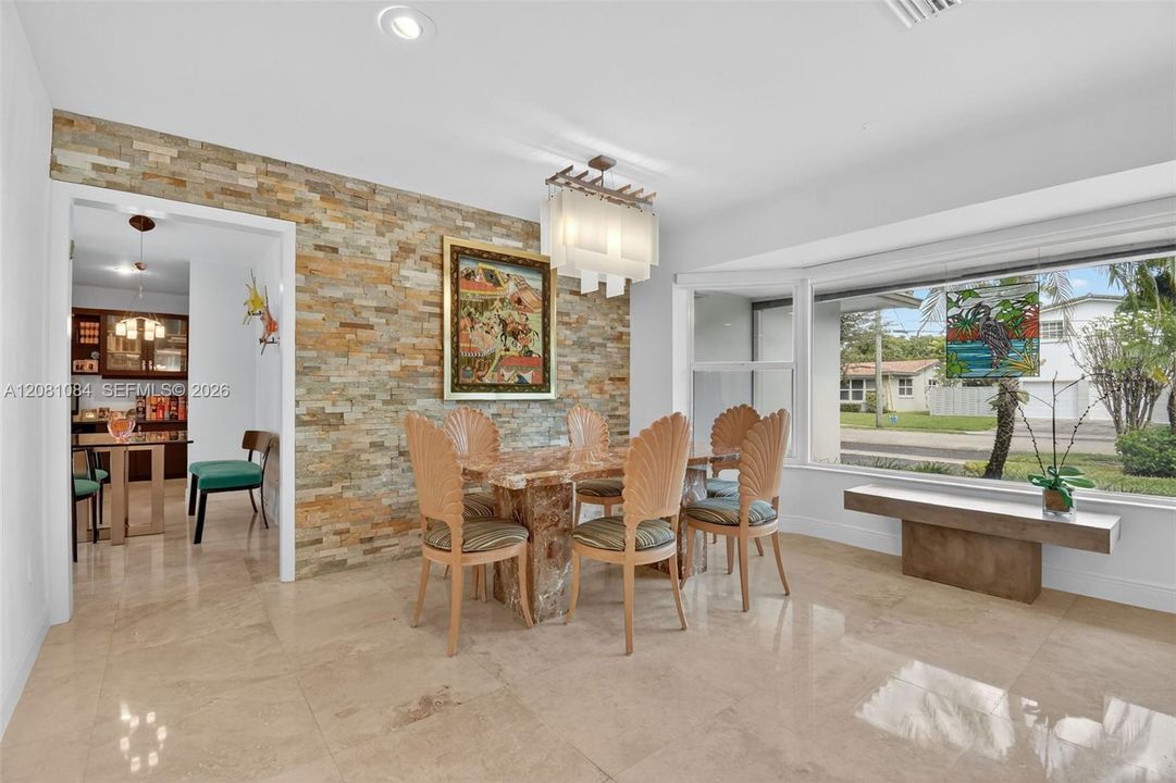 For Rent: $7,000 (3 beds, 3 baths, 2256 Square Feet)