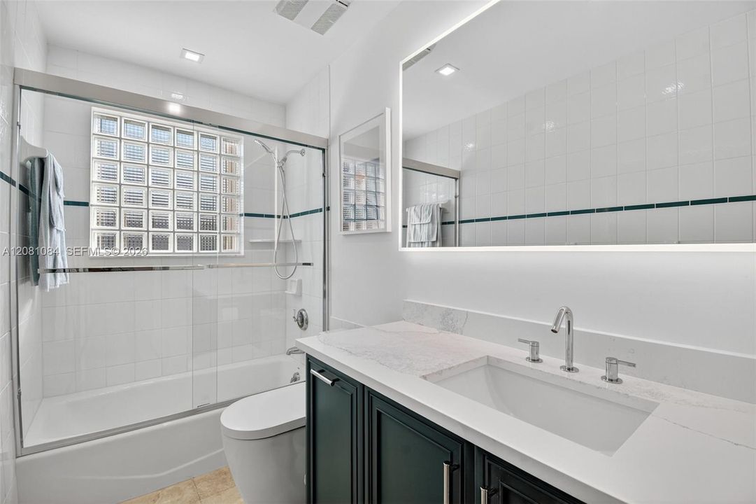 For Rent: $7,000 (3 beds, 3 baths, 2256 Square Feet)