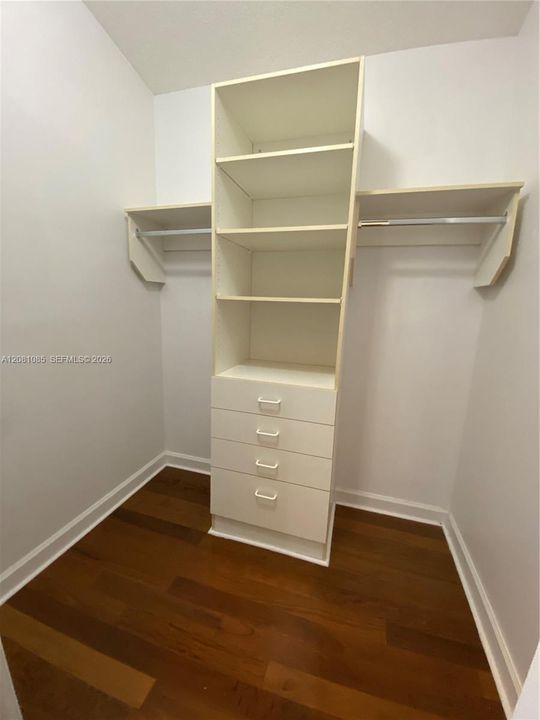 В аренду: $4,750 (4 спален, 3 ванн, 2310 Квадратных фут)