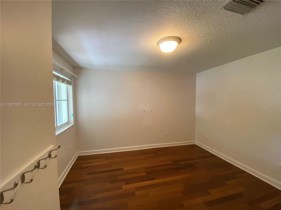 В аренду: $4,750 (4 спален, 3 ванн, 2310 Квадратных фут)