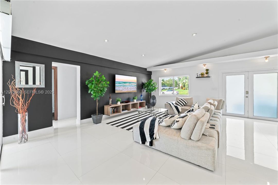 For Rent: $9,990 (4 beds, 3 baths, 2248 Square Feet)