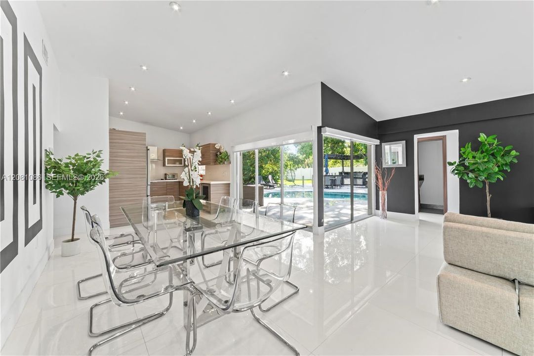For Rent: $9,990 (4 beds, 3 baths, 2248 Square Feet)