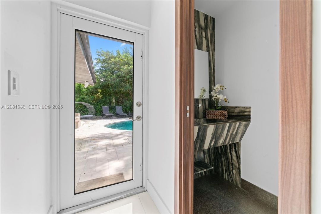 For Rent: $9,990 (4 beds, 3 baths, 2248 Square Feet)