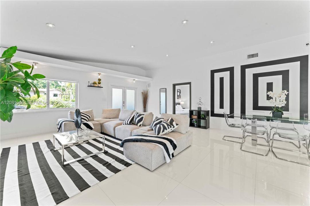 For Rent: $9,990 (4 beds, 3 baths, 2248 Square Feet)
