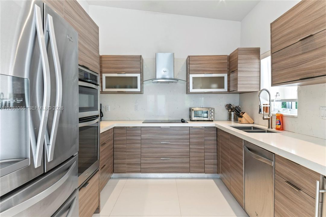For Rent: $9,990 (4 beds, 3 baths, 2248 Square Feet)