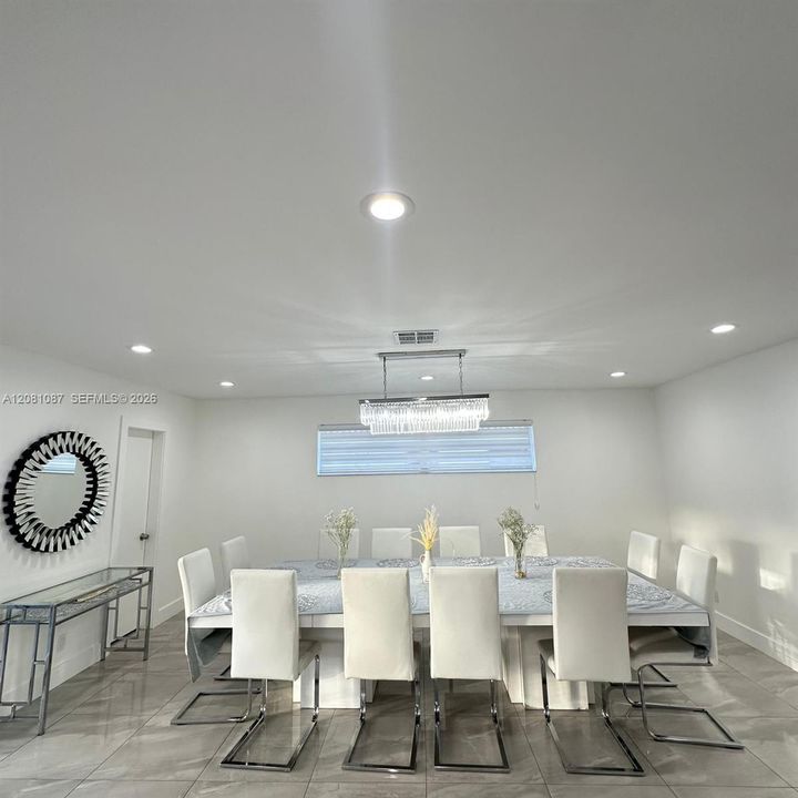 En Venta: $1,750,000 (4 camas, 3 baños, 0 Pies cuadrados)