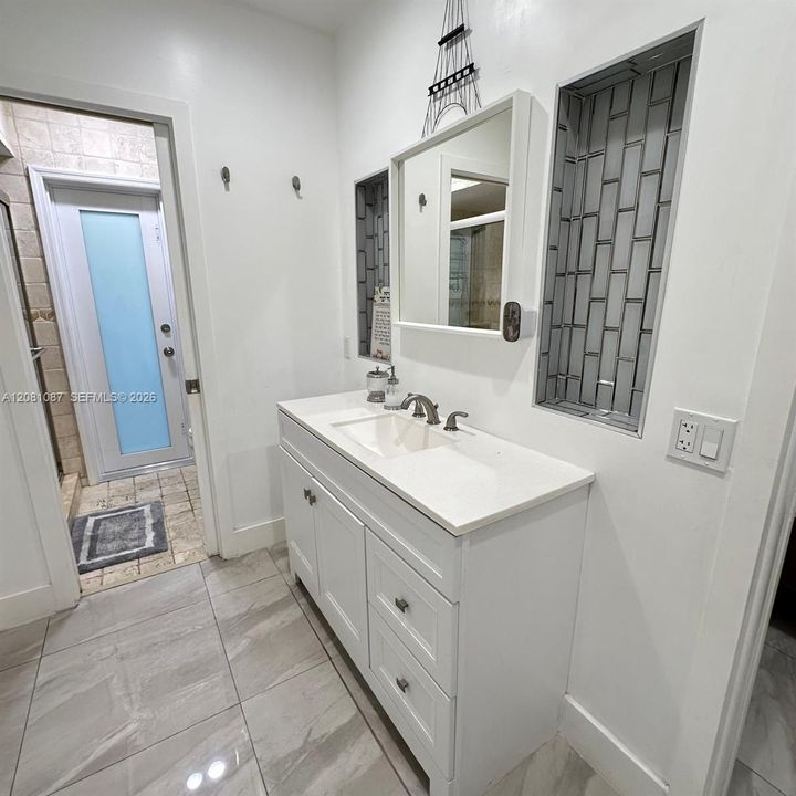 En Venta: $1,750,000 (4 camas, 3 baños, 0 Pies cuadrados)