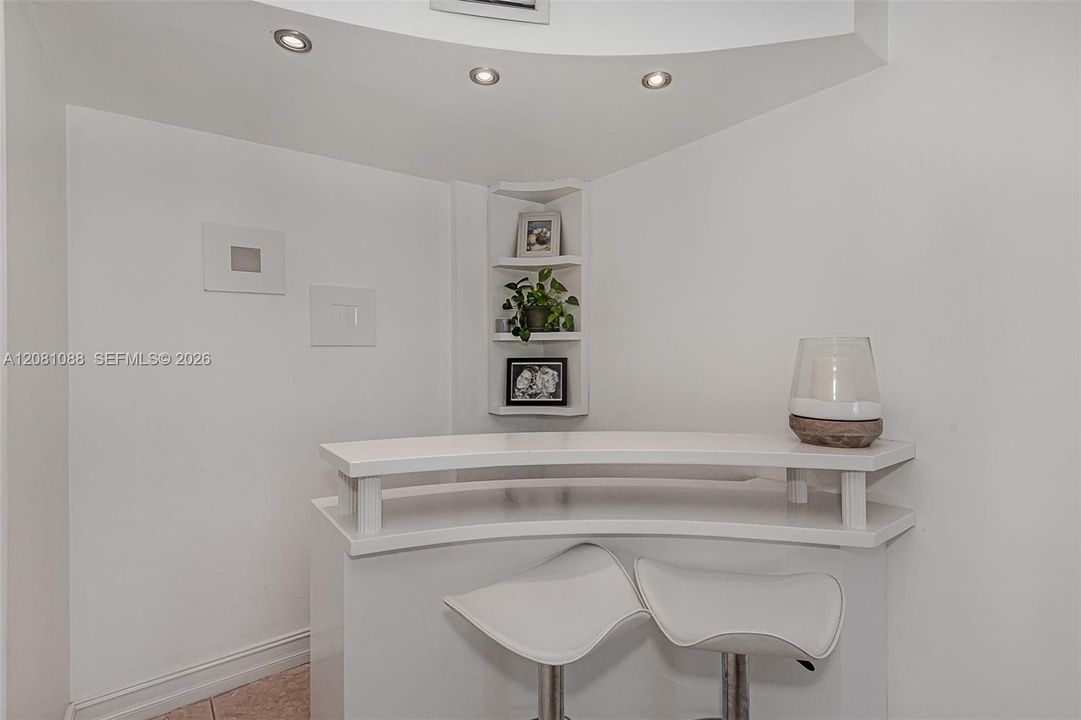 В аренду: $2,200 (2 спален, 2 ванн, 994 Квадратных фут)