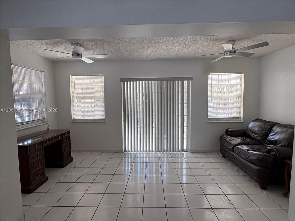 For Rent: $3,500 (3 beds, 2 baths, 1503 Square Feet)
