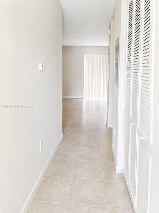 En Venta: $257,600 (3 camas, 2 baños, 1151 Pies cuadrados)