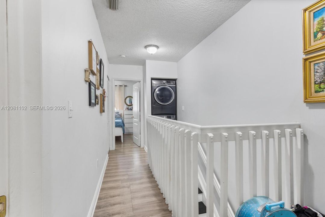 En Venta: $405,000 (2 camas, 2 baños, 1250 Pies cuadrados)