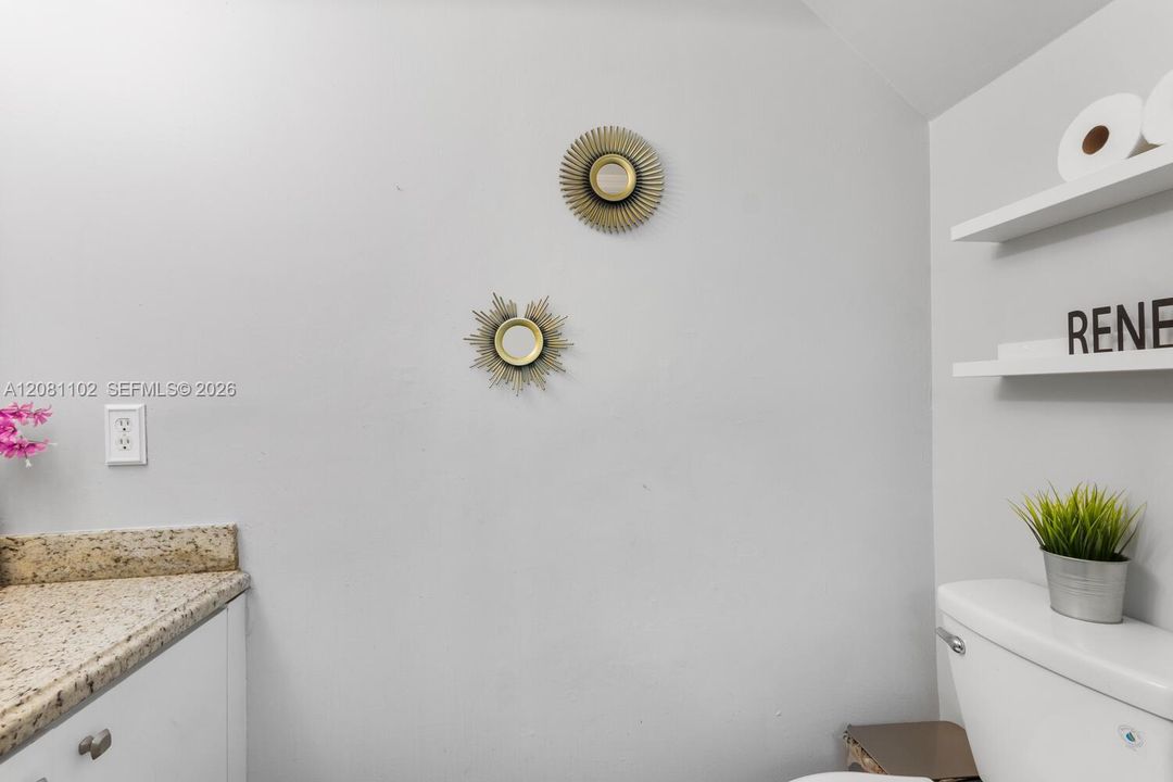 En Venta: $405,000 (2 camas, 2 baños, 1250 Pies cuadrados)