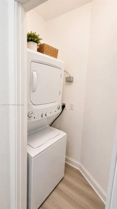 На продажу: $425,000 (1 спален, 1 ванн, 763 Квадратных фут)