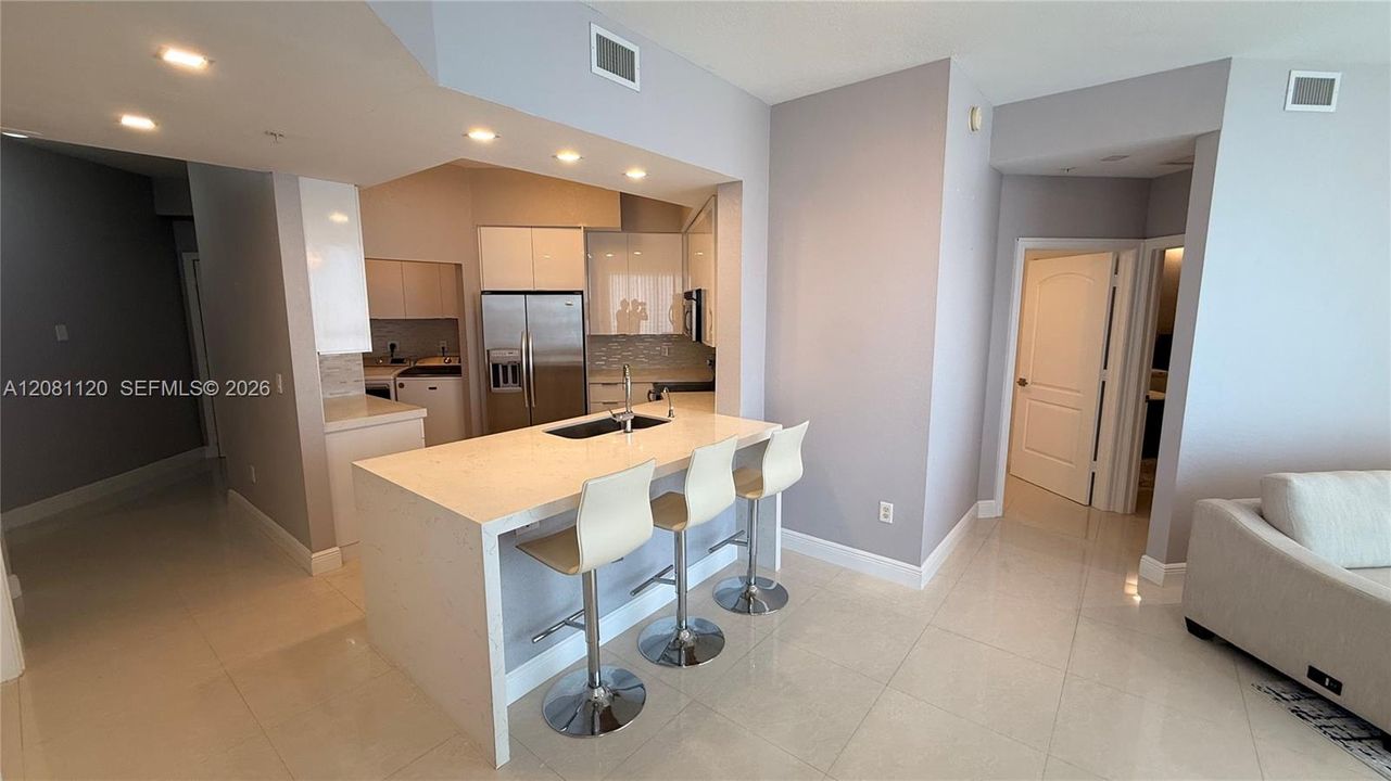 For Rent: $4,600 (3 beds, 2 baths, 1480 Square Feet)