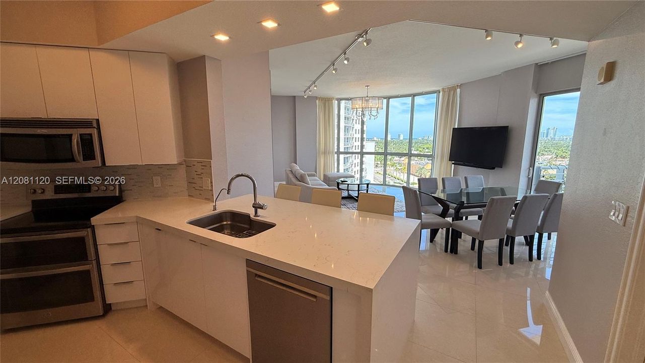 For Rent: $4,600 (3 beds, 2 baths, 1480 Square Feet)