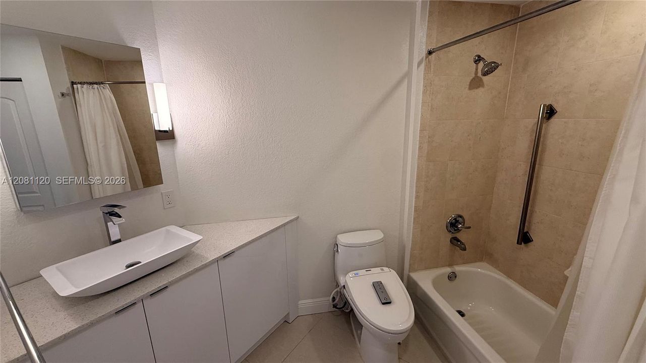 For Rent: $4,600 (3 beds, 2 baths, 1480 Square Feet)