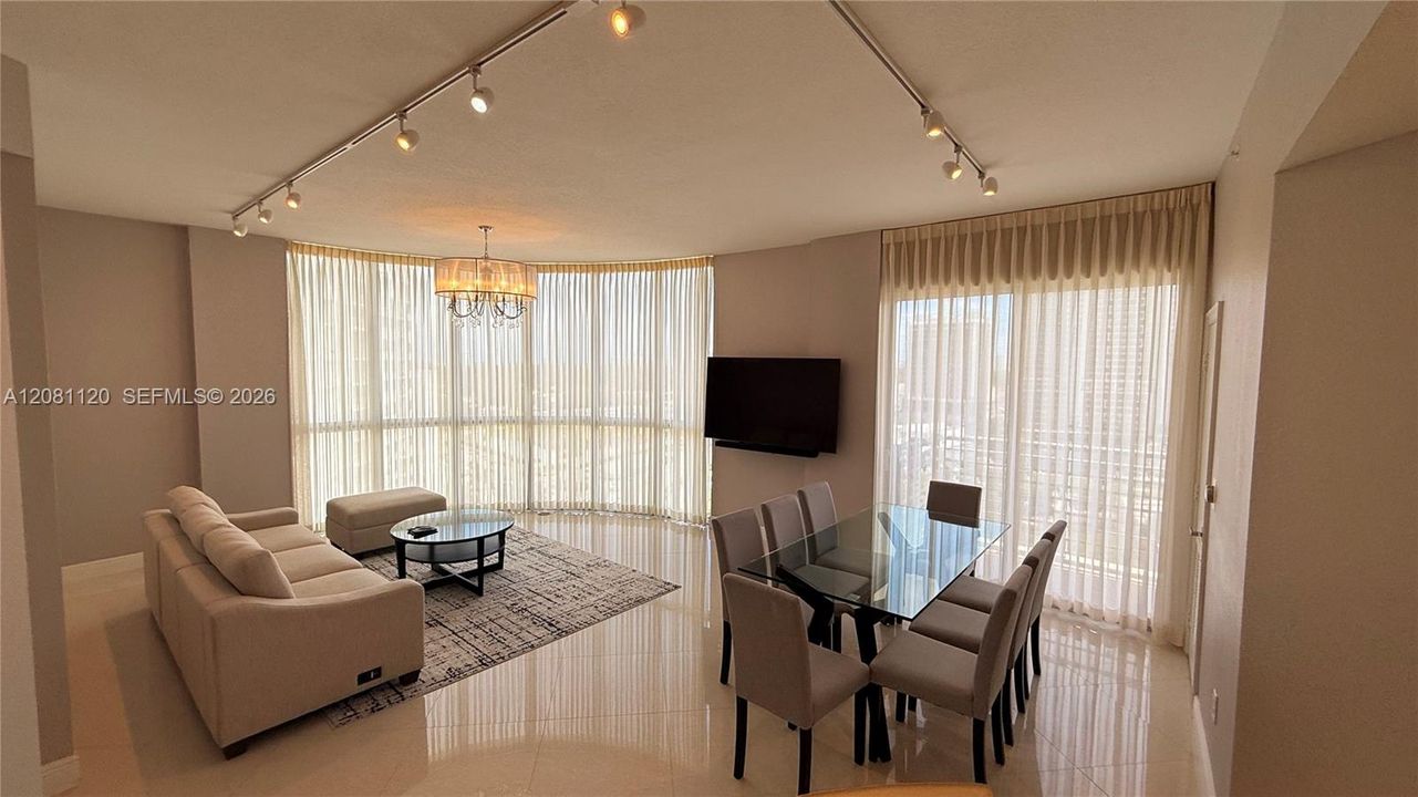 For Rent: $4,600 (3 beds, 2 baths, 1480 Square Feet)